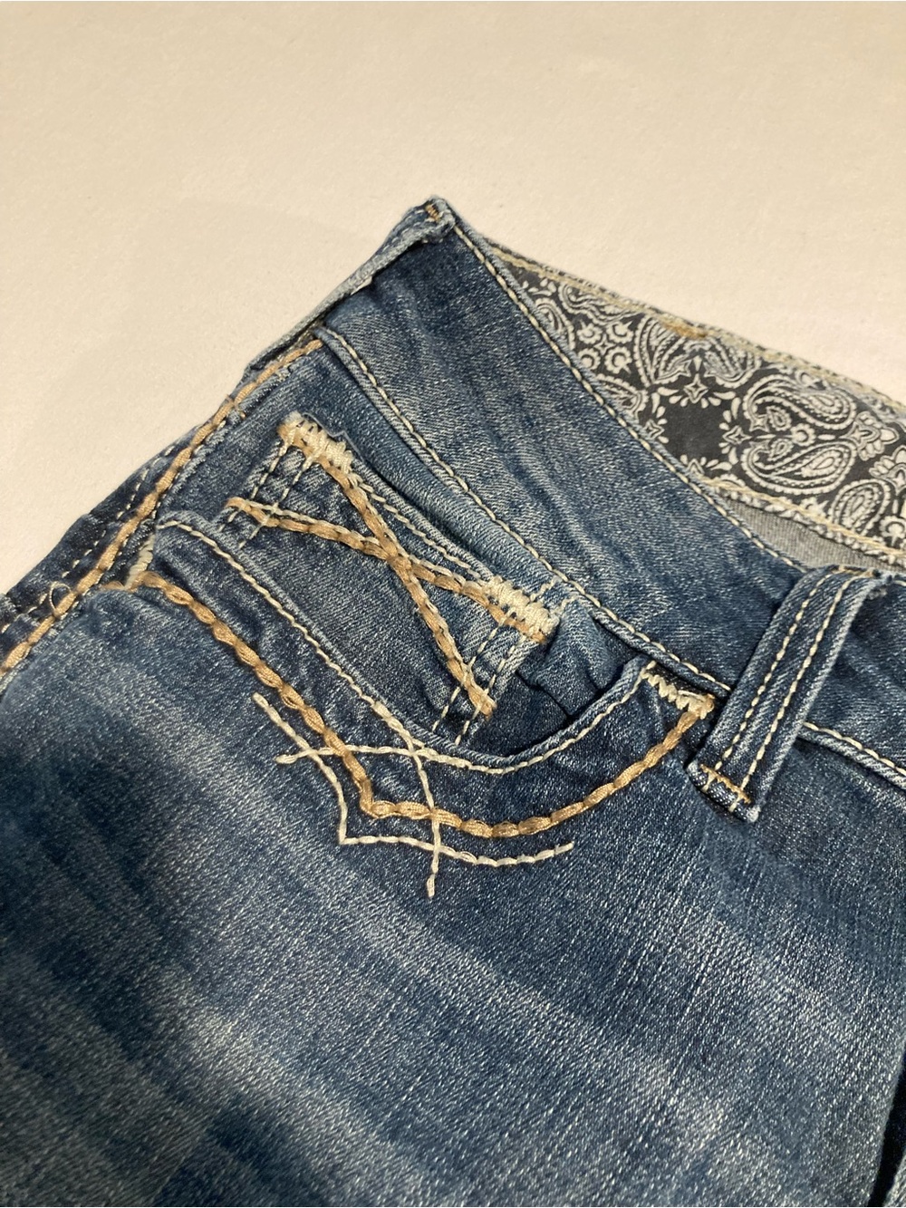 Ariat Women’s Jeans Size 29XL - Picture 5 of 13
